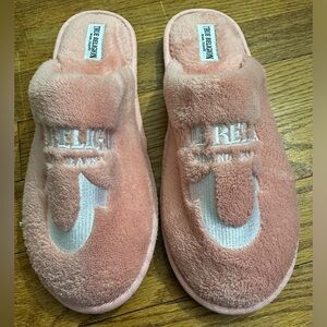 True Religion Slippers (B3)